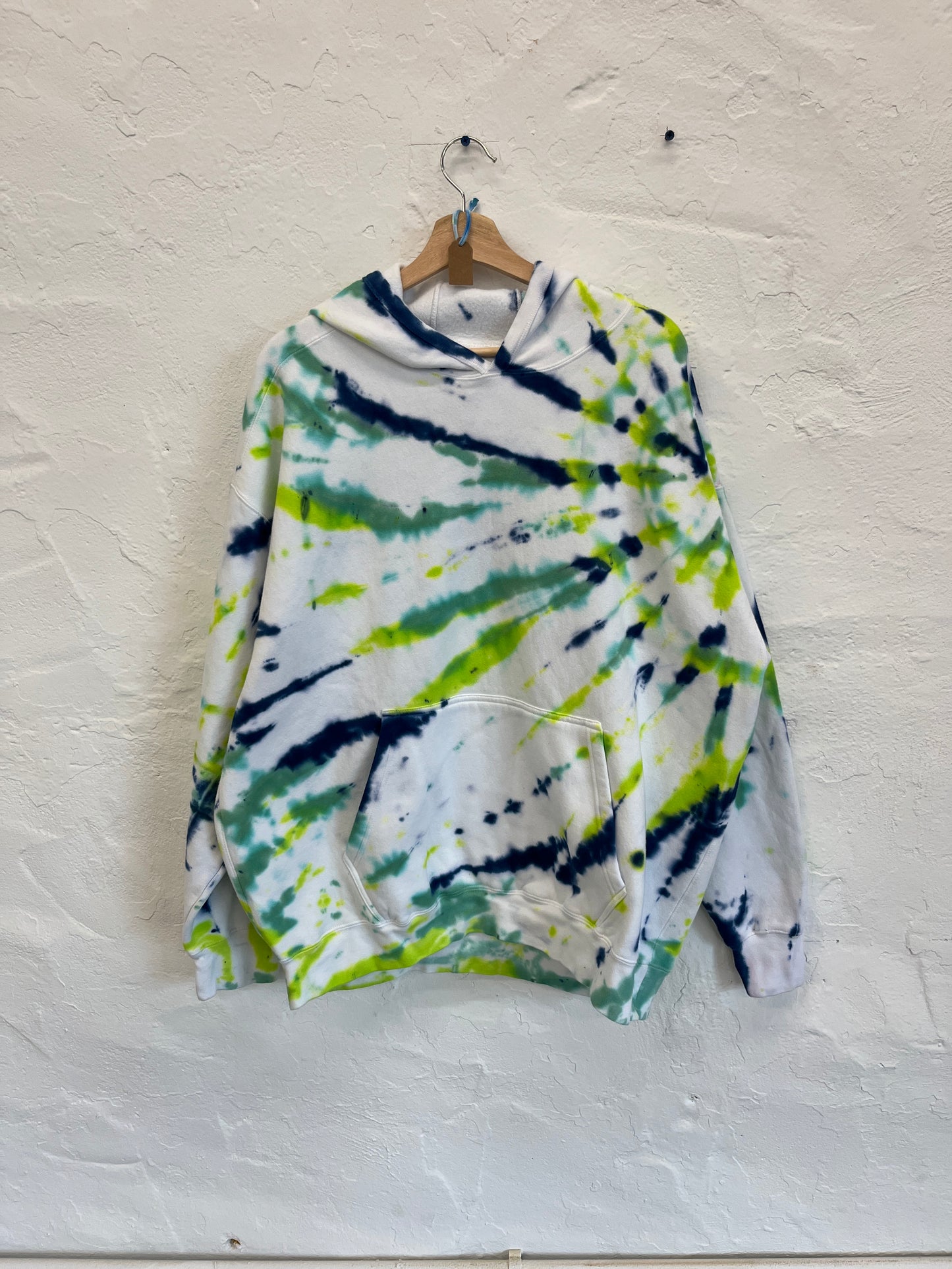 GROOVY GARDEN Tie Dye Hoodie