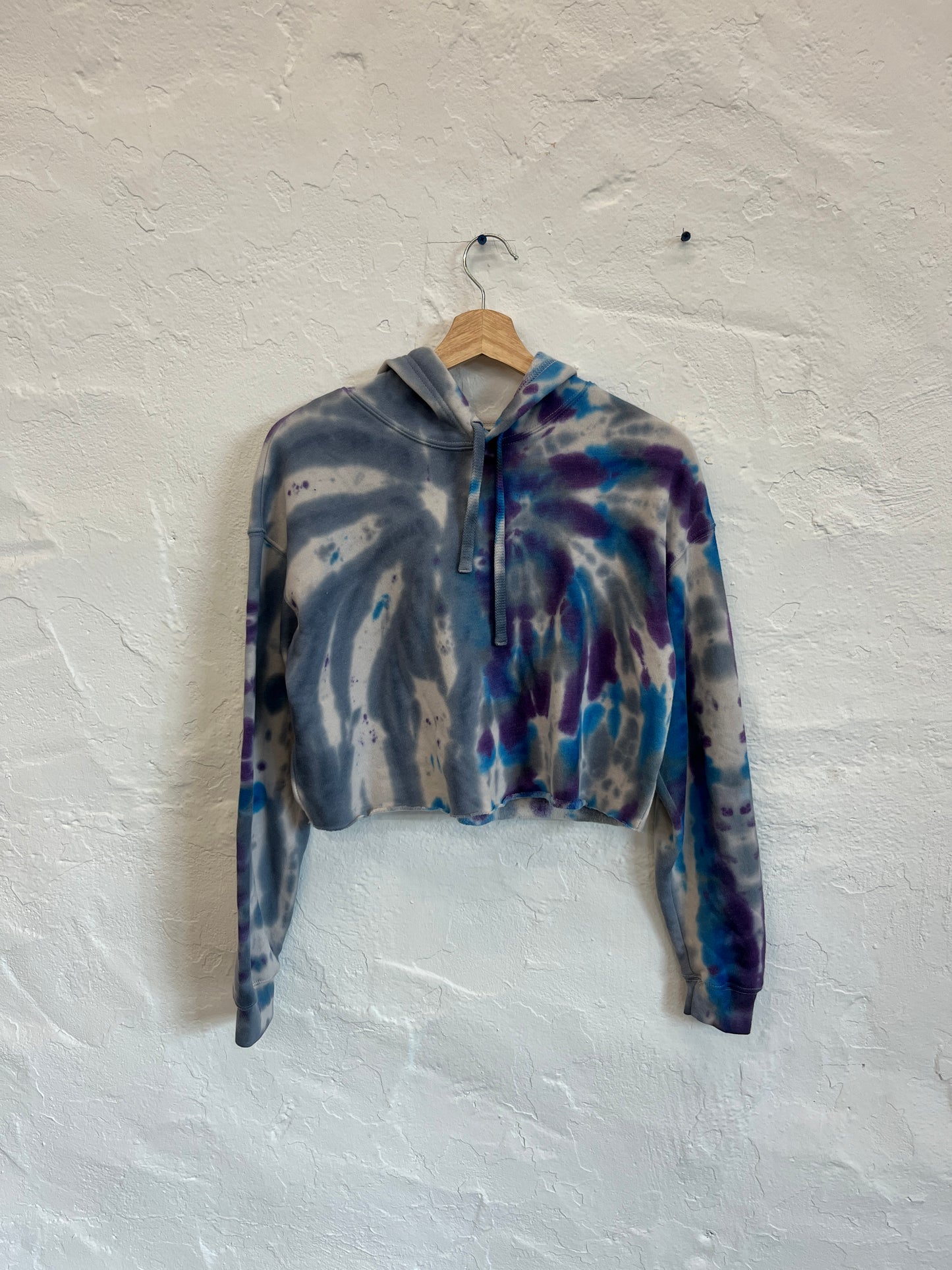 KALEIDOSCOPE Tie Dye Cropped Hoodie