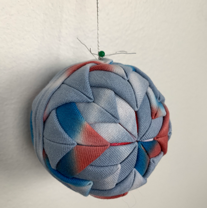 MAGIC SCRAPS TIEDYE BALL